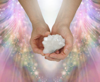 reiki crystals featuring the best crystals for Capricorn Zodiac signs.