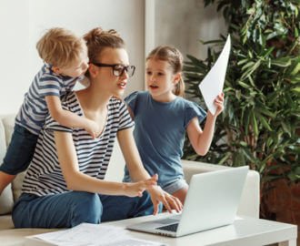 busy mom working online