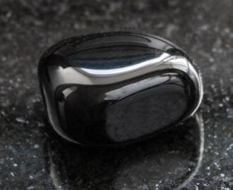 Onyx as a Healing Crystal for Root Chakra