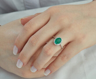 emerald for heart chakra