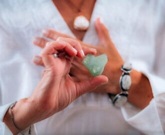 green aventurine crystal for heart chakra